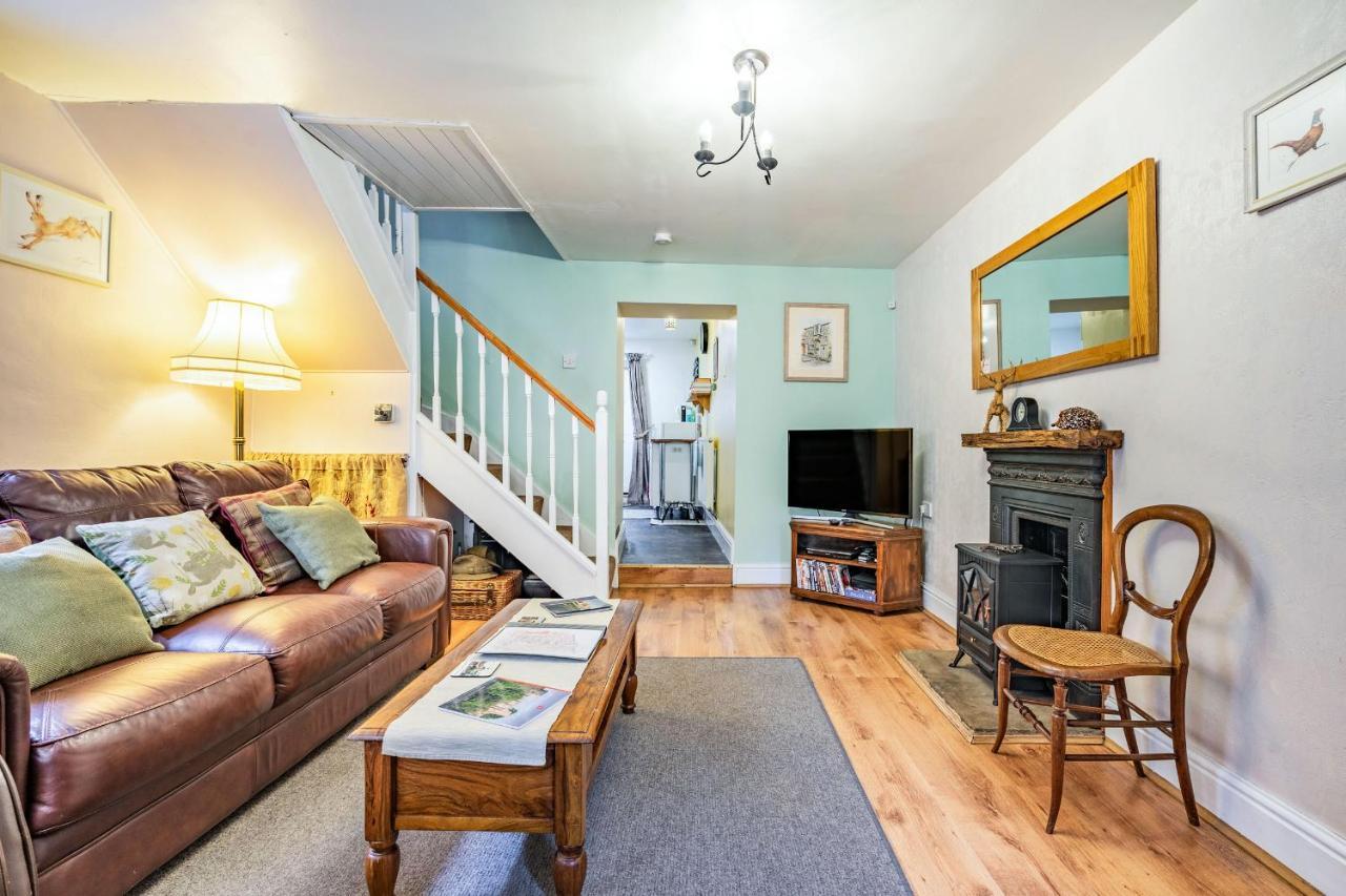 Wayside Cottage Дарлингтон Экстерьер фото