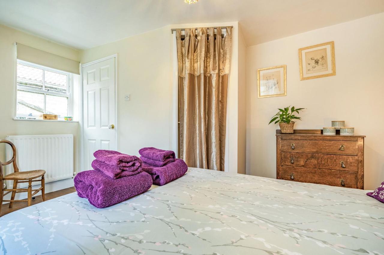 Wayside Cottage Дарлингтон Экстерьер фото