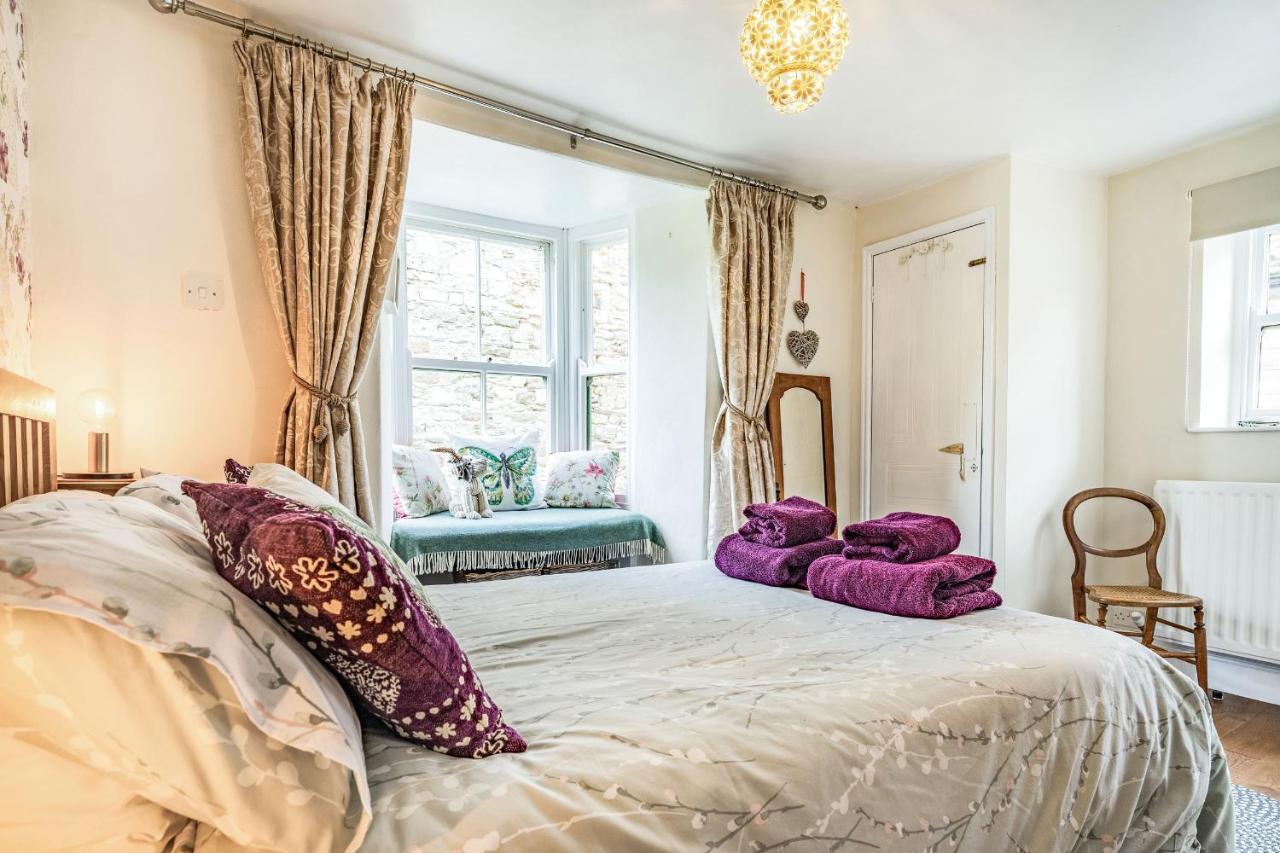 Wayside Cottage Дарлингтон Экстерьер фото